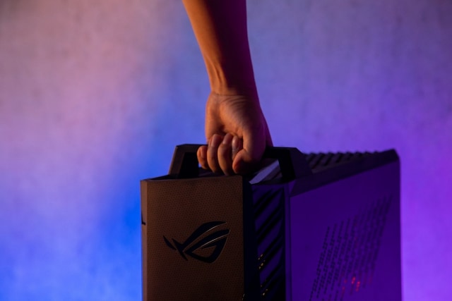 ASUS ROG Strix GA15 AURA Sync and ROG Armoury Crate