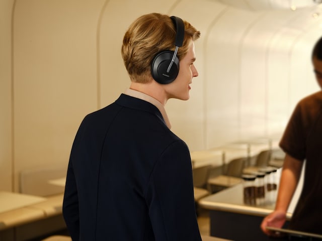 Støyreduksjon forsterket av kunstig intelligens Støyreduksjon forsterket av kunstig intelligens