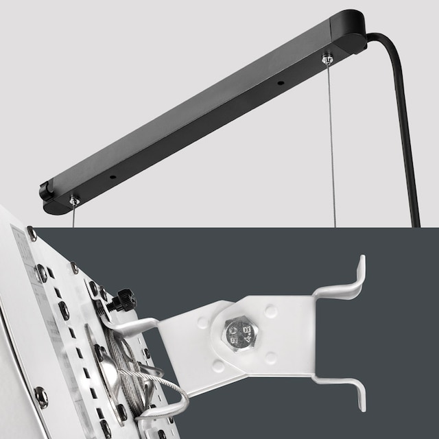 Kan henges opp i taket eller festes på en vegg Kan henges opp i taket eller festes på en vegg